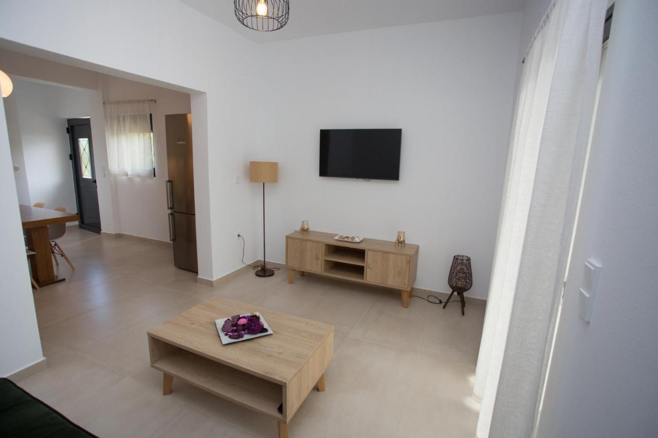 George's Place Apartment